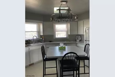 400 Seaton Ave, Roselle Park, NJ 07204 - Photo 6