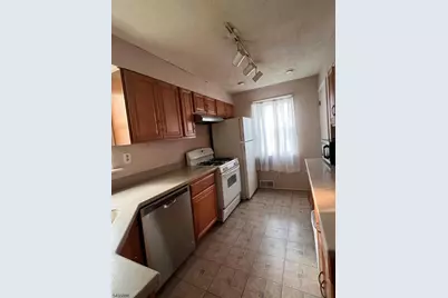 205 Villa Pl, Rahway, NJ 07065 - Photo 4