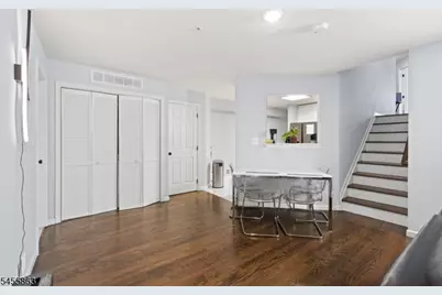 202 Rhoads Dr, Montgomery Township, NJ 08502 - Photo 4