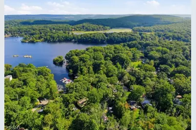 14 Cabin Spring Trl, Byram Township, NJ 07821 - Photo 6