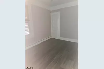 359 S 19th St, Newark, NJ 07103 - Photo 8