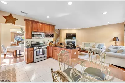 40 Indian Field Dr, Hardyston Township, NJ 07419 - Photo 18