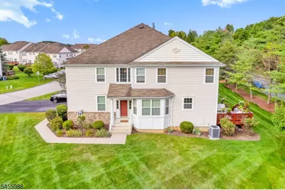 40 Indian Field Dr, Hardyston Township, NJ 07419 - Photo 1
