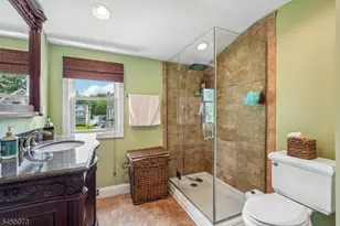 122 Maplewood Ave, Wayne, NJ 07470 - Photo 20