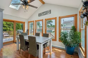 122 Maplewood Ave, Wayne, NJ 07470 - Photo 12