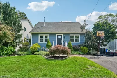 122 Maplewood Ave, Wayne, NJ 07470 - Photo 1