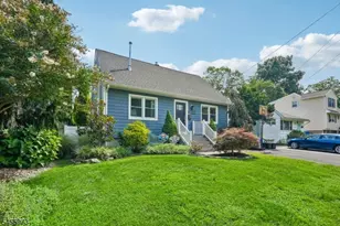 122 Maplewood Ave, Wayne, NJ 07470 - Photo 2
