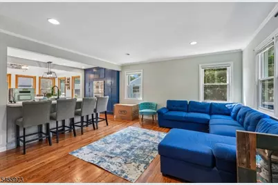 122 Maplewood Ave, Wayne, NJ 07470 - Photo 6