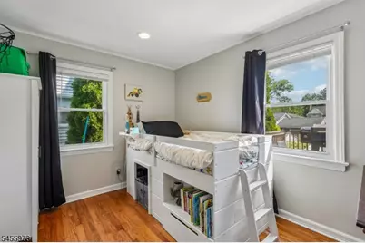 122 Maplewood Ave, Wayne, NJ 07470 - Photo 14