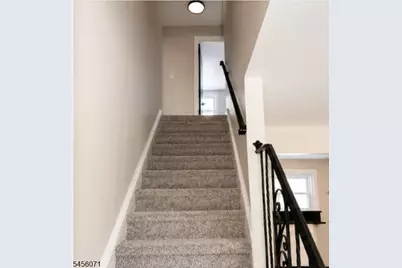 59 Pier Ln, Fairfield, NJ 07004 - Photo 8