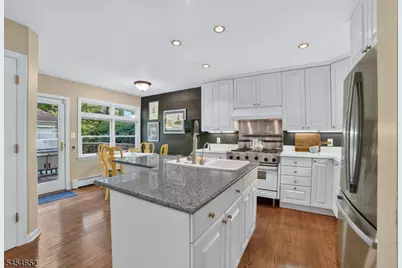 115 Maplewood Ave, Maplewood, NJ 07040 - Photo 18