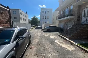 193 5 Hillside Ave, Newark, NJ 07108 - Photo 4