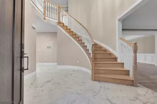 273 Berger St, Franklin Township, NJ 08873 - Photo 2
