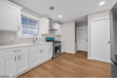 26 Major St, Clifton, NJ 07013 - Photo 6