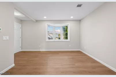 26 Major St, Clifton, NJ 07013 - Photo 4