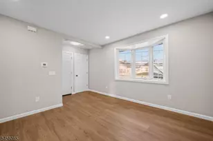 26 Major St, Clifton, NJ 07013 - Photo 2