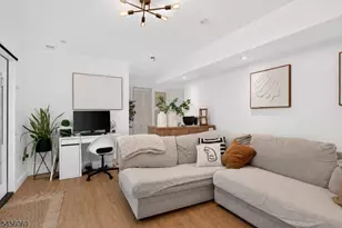 19 Joel Pl, Woodbridge Township, NJ 08830 - Photo 24