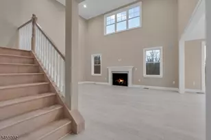 270 Berger St, Franklin Township, NJ 08873 - Photo 2