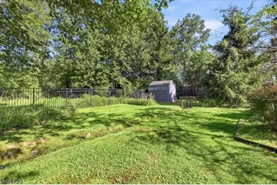 178 Walnut St, Livingston, NJ 07039 - Photo 36