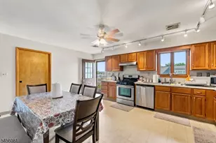 56 Hillcrest Ave, Woodland Park, NJ 07424 - Photo 20