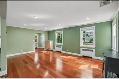 47 W Lawn Rd, Livingston, NJ 07039 - Photo 8