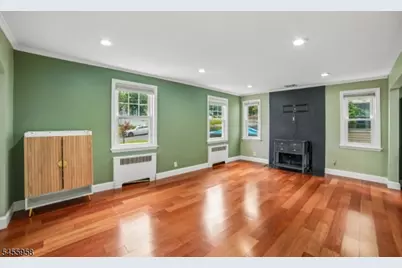 47 W Lawn Rd, Livingston, NJ 07039 - Photo 6