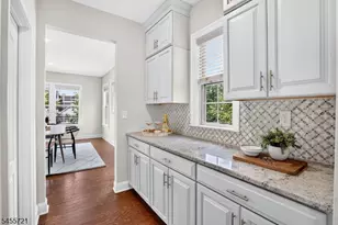 22 Hilltop Dr, North Caldwell, NJ 07006 - Photo 10