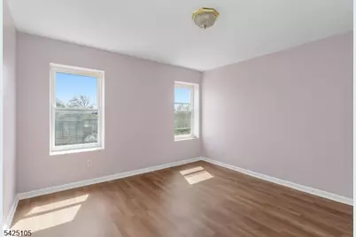133 N Maple Ave #405, East Orange, NJ 07017 - Photo 2
