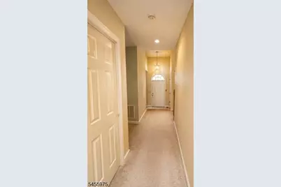 421 Chapman Ct, Independence Township, NJ 07840 - Photo 6
