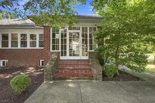 133 Warrenville Rd, Green Brook Township, NJ 08812 - Photo 2