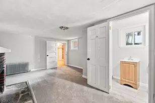 133 Warrenville Rd, Green Brook Township, NJ 08812 - Photo 20