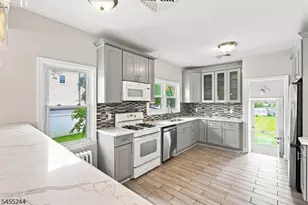 133 Warrenville Rd, Green Brook Township, NJ 08812 - Photo 8