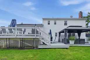 21 Tuscan Pl, East Hanover Township, NJ 07936 - Photo 34