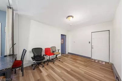 305 Summit Ave, Jersey City, NJ 07306 - Photo 18