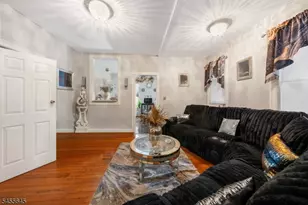 305 Summit Ave, Jersey City, NJ 07306 - Photo 10