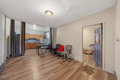 305 Summit Ave, Jersey City, NJ 07306 - Photo 14
