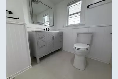 8427 Columbia Ave, North Bergen, NJ 07047 - Photo 14