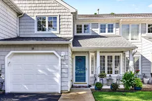 32 N Pier, Brick Twp., NJ 08723 - Photo 2