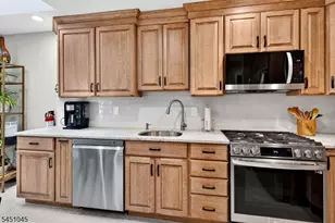 32 N Pier, Brick Twp., NJ 08723 - Photo 10