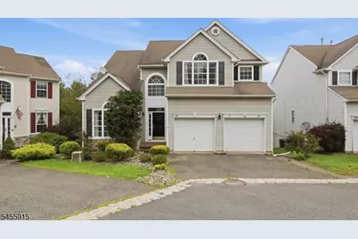 211 Winding Hill Dr, Mount Olive, NJ 07840 - Photo 2