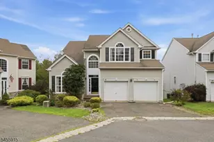 211 Winding Hill Dr, Mount Olive, NJ 07840 - Photo 2