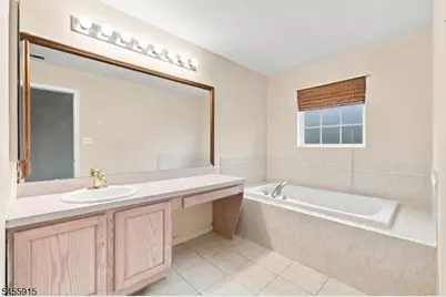 211 Winding Hill Dr, Mount Olive, NJ 07840 - Photo 20