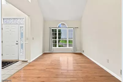 211 Winding Hill Dr, Mount Olive, NJ 07840 - Photo 6