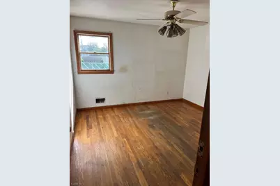 301 New York Ave, Clark Township, NJ 07066 - Photo 10