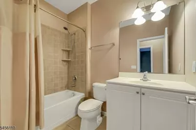 906 River Pl, Butler, NJ 07405 - Photo 32