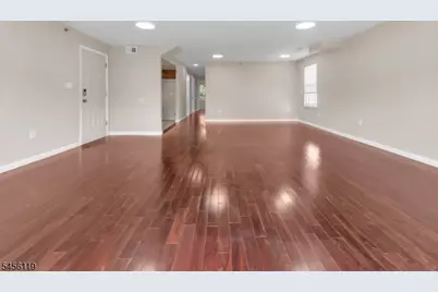 13 Lisa Ct #2, Newark, NJ 07112 - Photo 2
