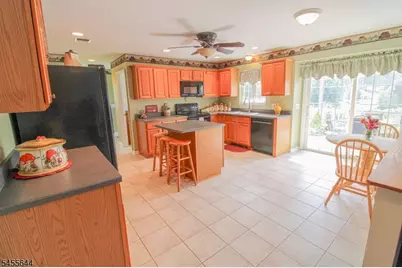 7 Dunn Pl, Wantage, NJ 07461 - Photo 8