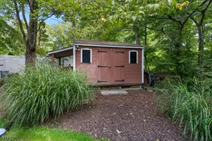 157 Mountain Cir, West Milford, NJ 07480 - Photo 12