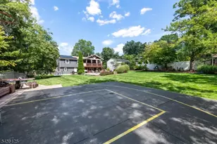 157 Mountain Cir, West Milford, NJ 07480 - Photo 10