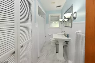 160 Rock Rd, Hawthorne, NJ 07506 - Photo 14